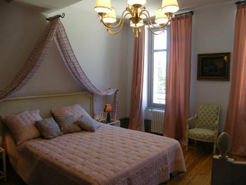 Chateau Tout Y Fault Loriges Bilik gambar