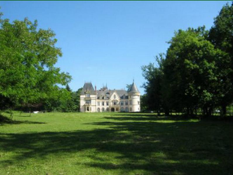 Chateau Tout Y Fault Loriges Luaran gambar